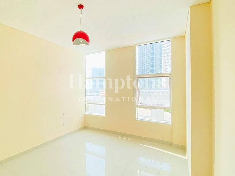 5 Pool View | Huge 1BHK | Ready To Move in