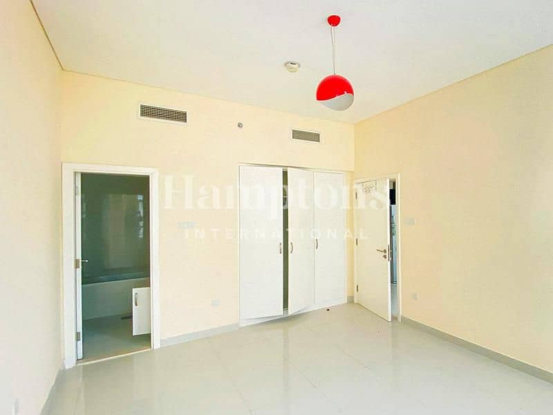 6 Pool View | Huge 1BHK | Ready To Move in