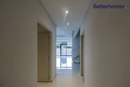 فیلا 3 غرف نوم للايجار في داماك هيلز، دبي - Furnished | Park access | Semi-detached | Modern