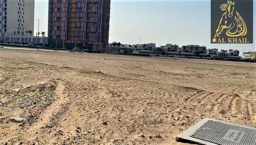 أرض سكنية رائعة للتملك الحر في دبي الجنوب مع خطة سداد سهلة
