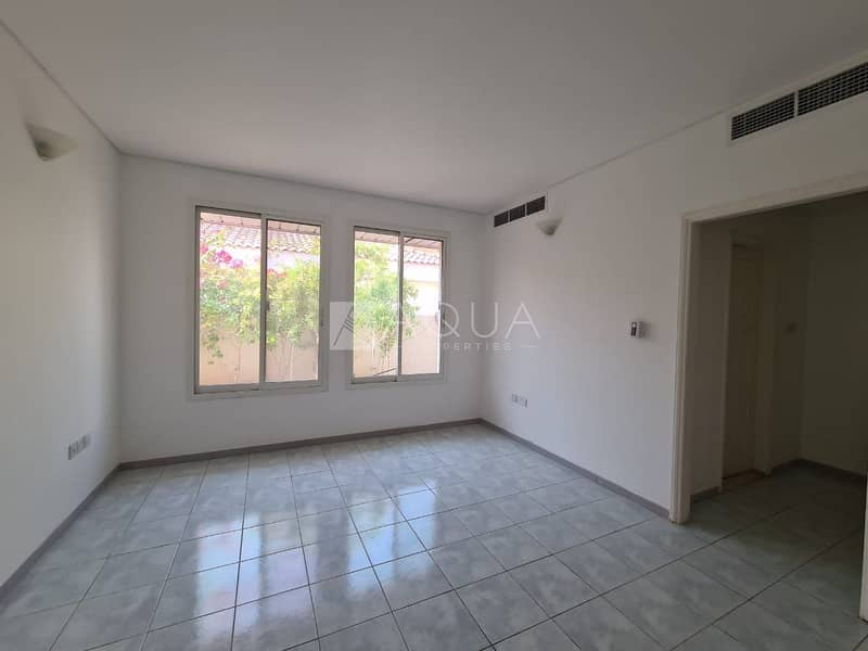 5 Villa for Commercial Use | Jumeirah Road