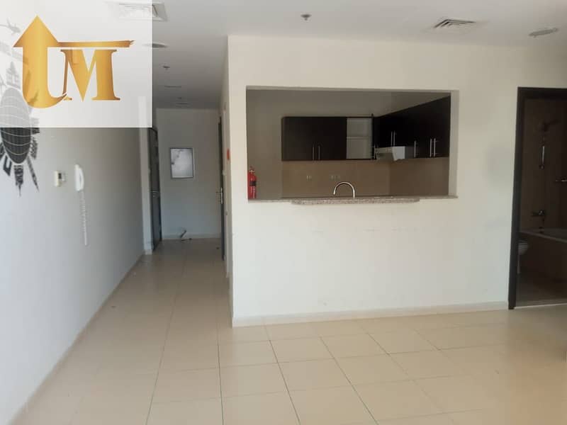 1 bedroom balcony Store Parking in Queue Point, Liwan,