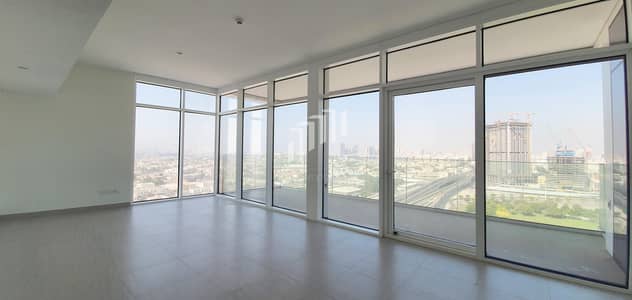 2 Bedroom Apartment for Rent in Bur Dubai, Dubai - Negotiable | Maids Room | With Covered Parking