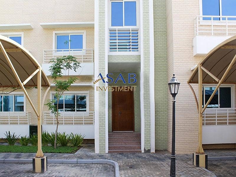 Splendid Residence with Facilities | Perfect Family Home Splendid Residence with Facilities | Perfect Family Home