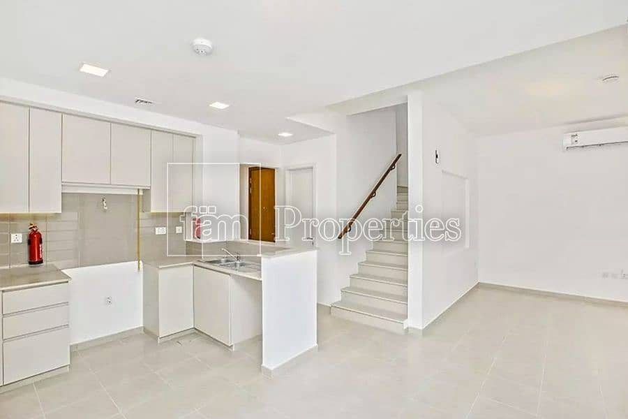 2 Spacious 3BED+Maid-Close To Kids Play Area-Stuning