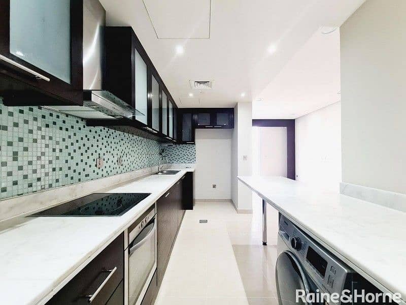 10 Beautifully Maintained | Canal & Burj view | Smart home | Available immediat