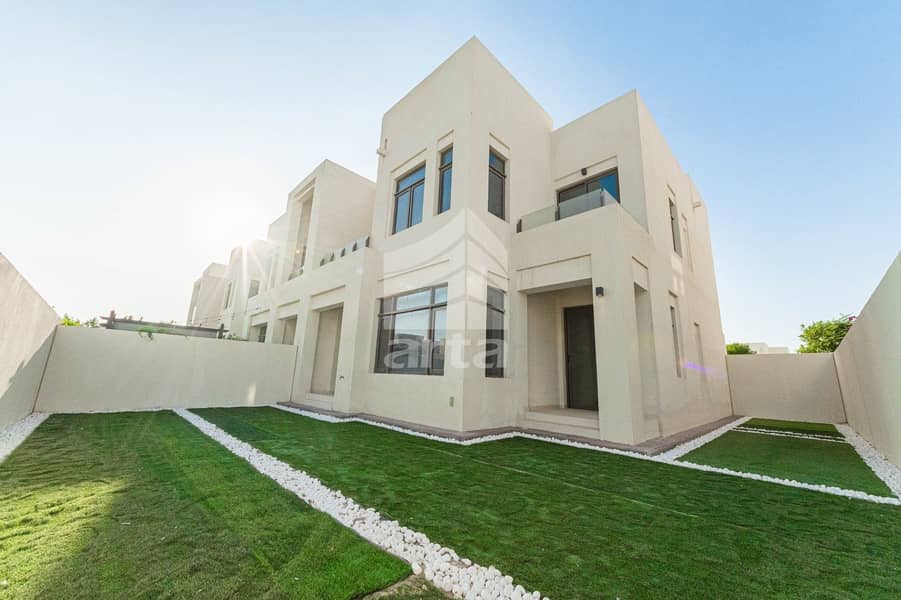 Magnificent Fully Furnished 3-Bedroom Villa at Mira Oasis
