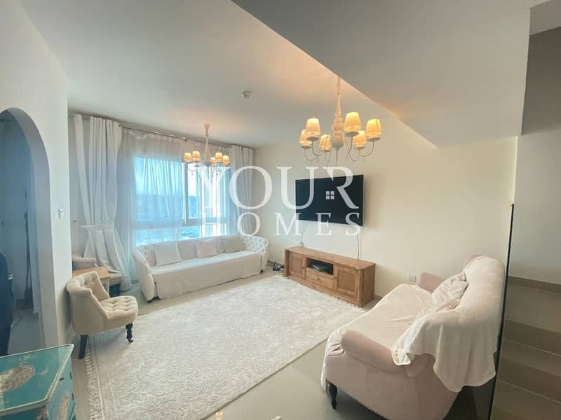 WA | Exquisite | Duplex 2Bed+M |  Spacious Living Room | Vacant