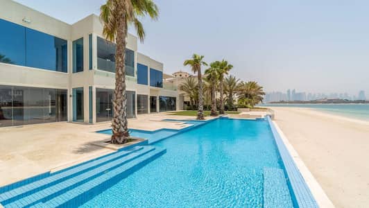 6 Bedroom Villa for Sale in Palm Jumeirah, Dubai - High Number | Upgraded | Infinity Pool