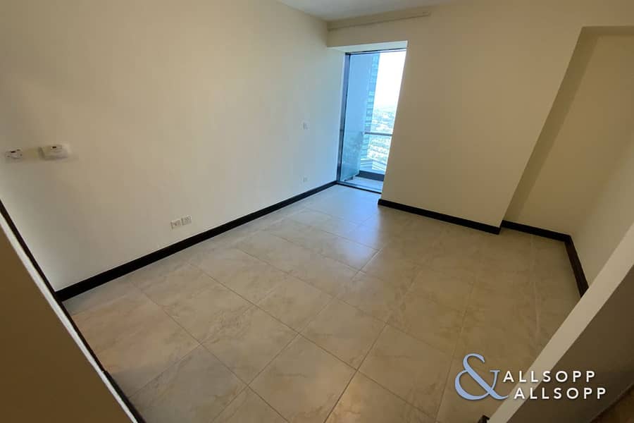 10 Vacant | 2Bed | High Floor | Large Balcony