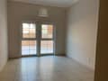 10 Excellent 3 BR plus M |Vacant and Ready |Well-kept