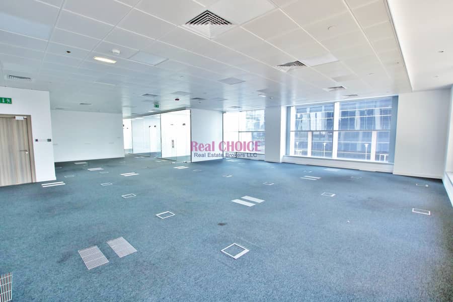 Freehold | Fully Fitted Office | Huge Space | Dry Pantry