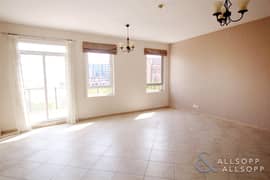 2 Bedroom | 1536 SqFt | Vacant On Transfer