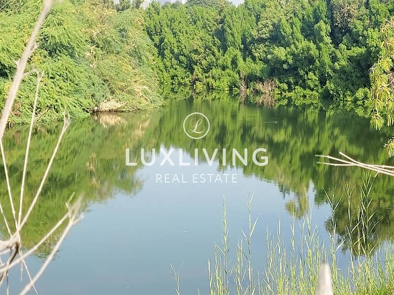 9 Vacant | Lake View | Private Pool | Well Kept