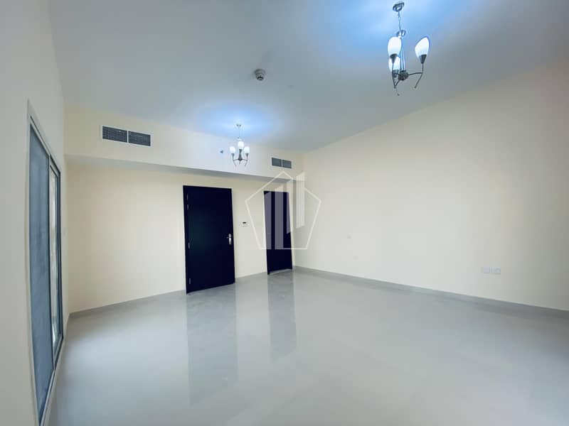 1 Month Free | Spacious Apartment  | Closed Kitchen |