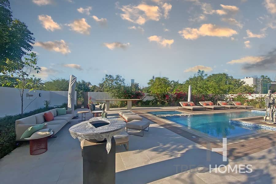 7 Contemporary|Lagoon View| Luxury Villa