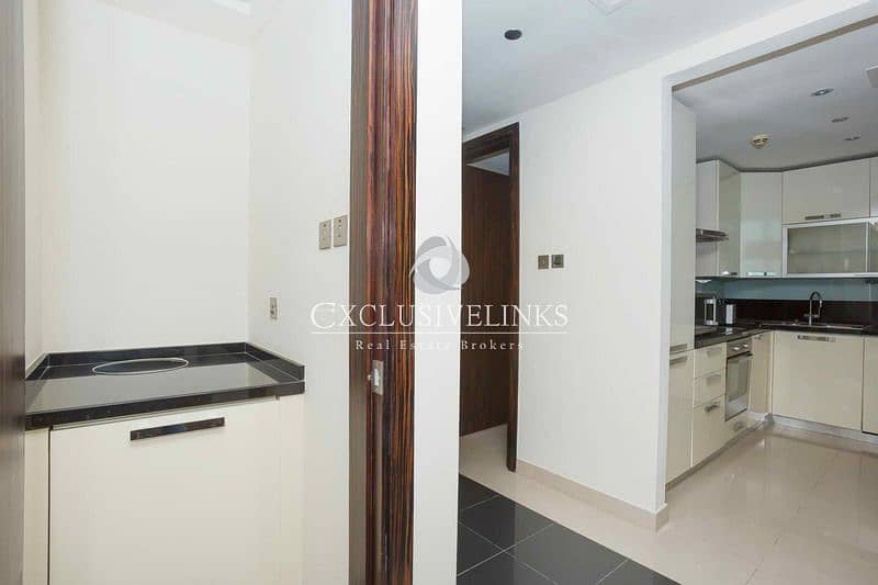 15 Mid Floor | Furnished | Vacant From 16th Jan