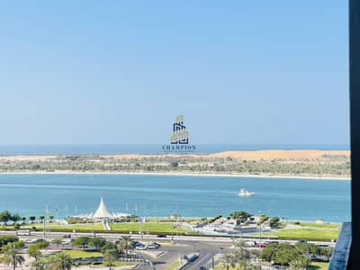Stylish Three Beds ! Specious Apartment ! Balcony
