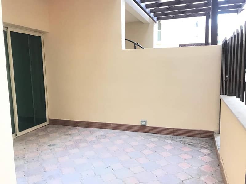 Spacious Courtyard 1 Bedroom Apartment for Rent in  The Greens