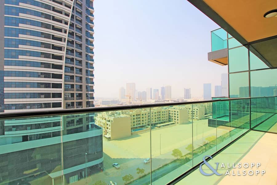 7 Available Now | Semi Furnished │Balcony