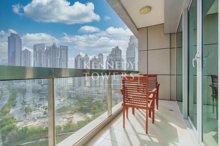 Studio for Rent in Downtown Dubai, Dubai - Stunning Apartment |Custom Furniture | Iconic View