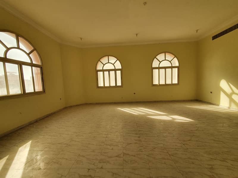 Квартира в Абу Даби Гейт Сити (Город офицеров), 2 cпальни, 57000 AED - 5422779