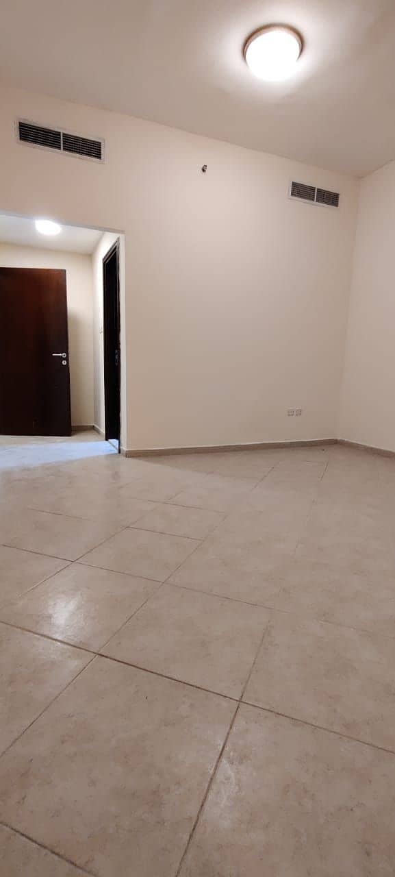 Квартира в Аль Хан，Аль Рунд Тауэр, 2 cпальни, 37000 AED - 5382245