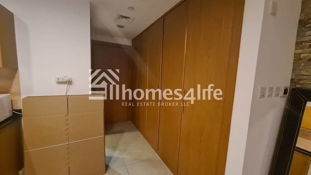 4 12 cheques |Fully furnished |High floor