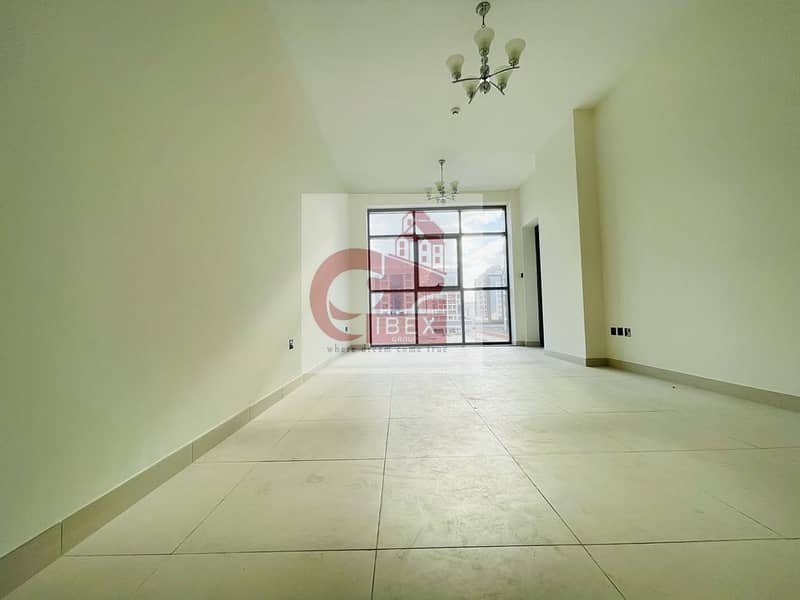 شقة في شارع الشيخ زايد 2 غرف 58000 درهم - 5565838