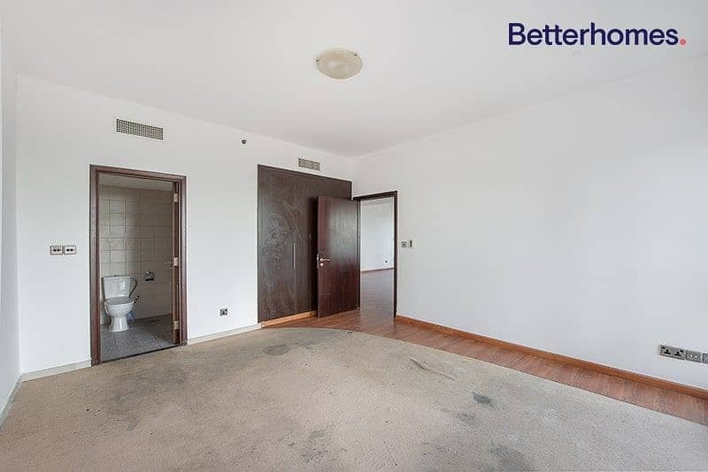 2 Best Layout | Middle Floor | Ready To Move In