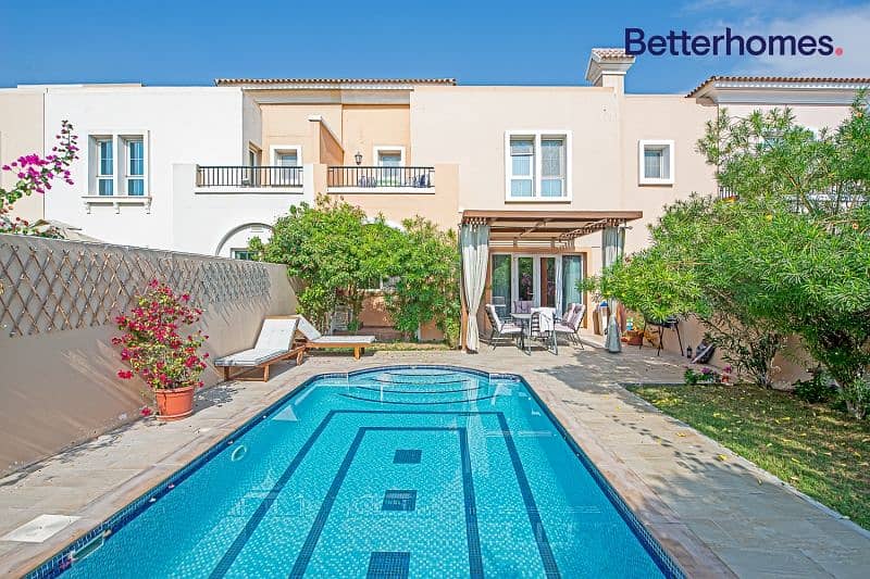 Beautiful Upgraded 3M  |  Private Pool