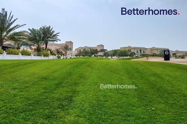 11 Huge Plot | Golf Course View | Private Pool