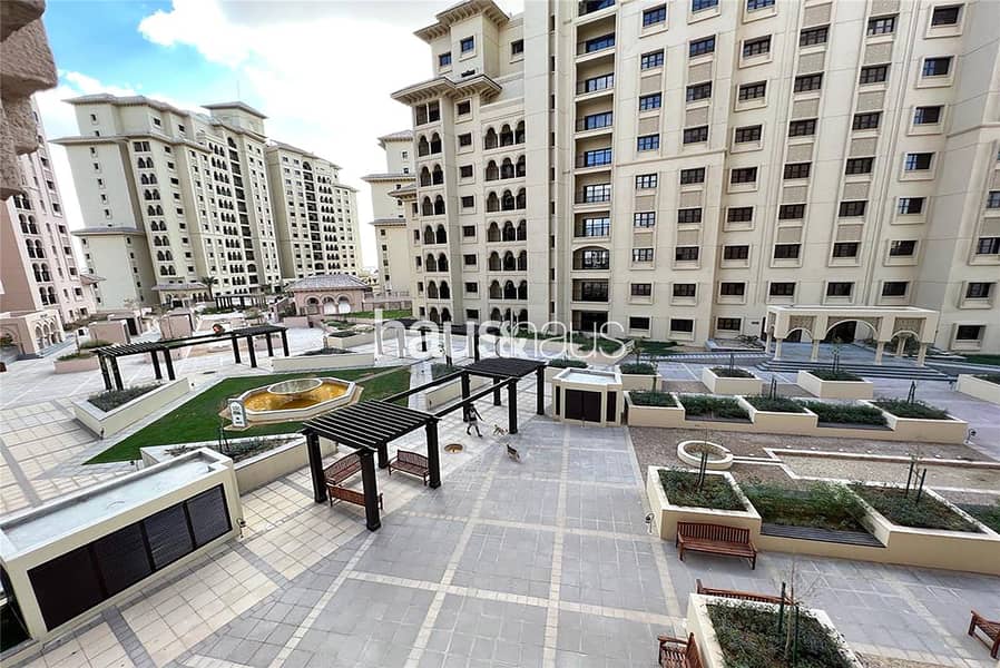 4 Exclusive 2 Bed | Plaza View | Large Balcony |