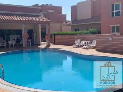 تاون هاوس 2 غرفة نوم للايجار في آل نهيان، أبوظبي - 2 غرفة و صالة  مع حمام سباحة / مصانة جيدا / مكان واسع / شرفة