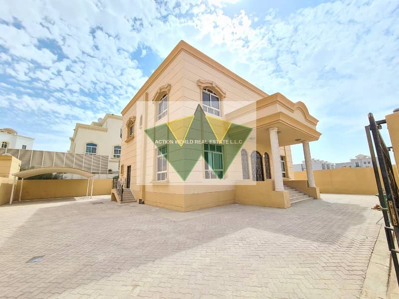 Fabulous 5 Bedroom villa with 2 kitchen available for rent in MBZ City