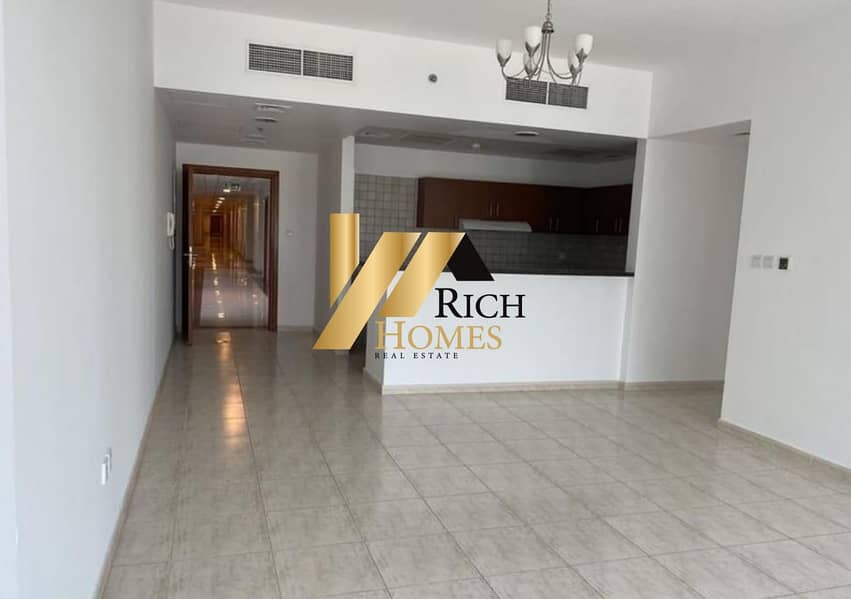 Hot Deal on 4 Cheques/ Spacious 2 Bed/ Al Ain Road View