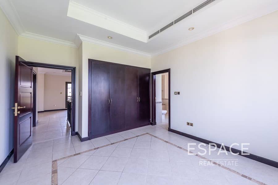 8 Well Priced 3 Bed Canal Cove Villa | Vacant on Transfer