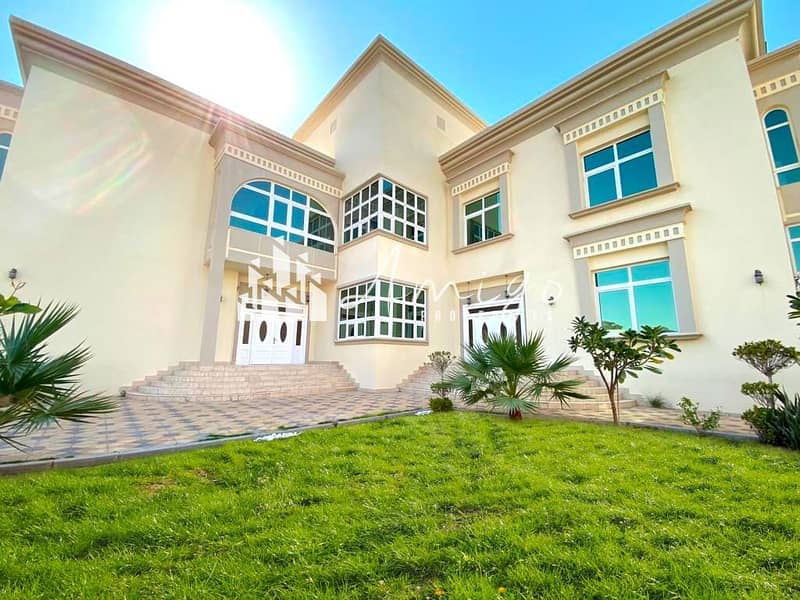 Spacious, Luxury 6BR villa with full facilities