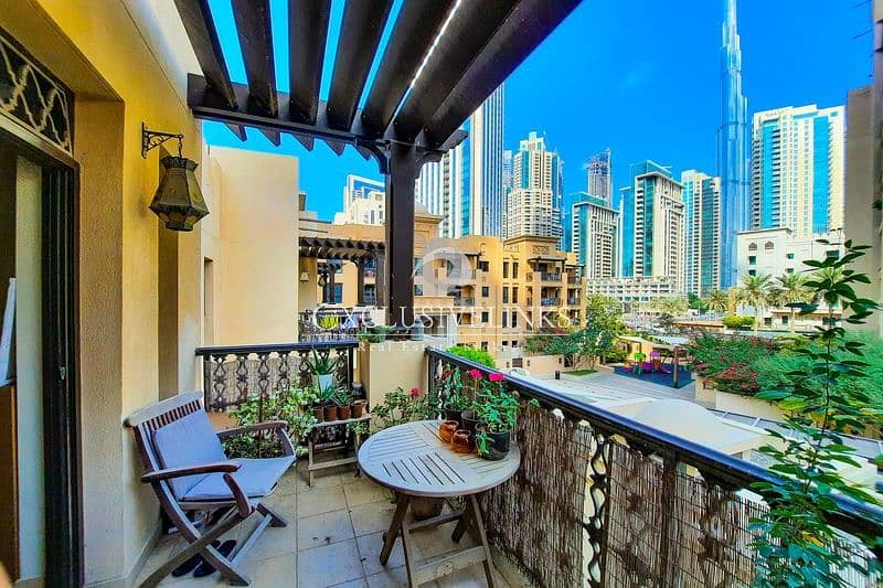4 Burj Khalifa view 2 Bedroom Apartment Old Town
