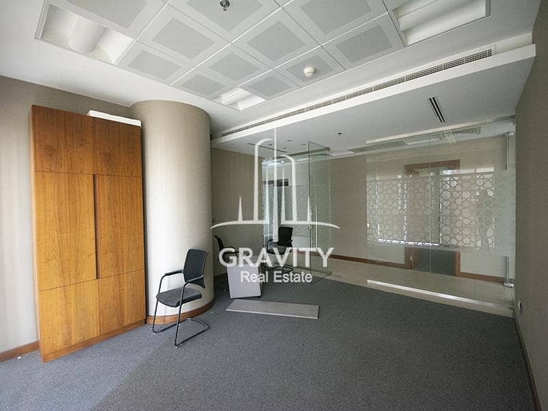 HOT DEAL! 1 Month Free, Fitted Half Floor Office Space