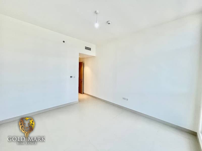 10 Brand New | Bright and Spacious | Vacant and Ready