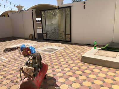 Spacious 4BR Ground Floor Malhaq Villa with Outdoor Space