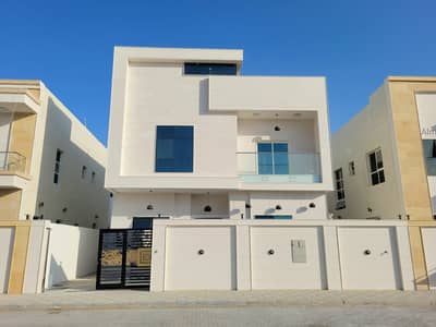 For sale a villa in the Al-Alia area, freehold for all nationalities for life, a villa in a privileged location and super deluxe finishes