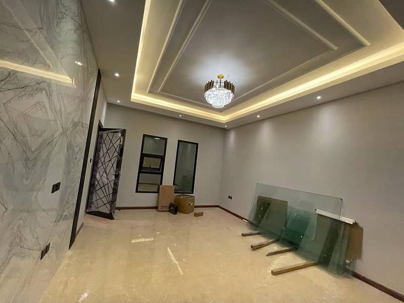 (No transfer fees)Excellent vila for sale in ajman( free hold) on black roa