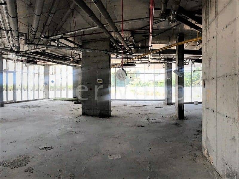 7 Prime Location | Retail For Sale  on Palm Jumeirah