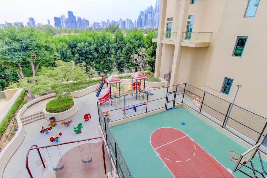 26 Upgraded 1 Bed Apartment |  Full Golf Course View