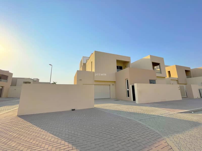 ONE MONTH FREE !!! | LUXURIOUS AND ELEGANT VILLA | FLEXIBLE PAYMENT TERMS  |  NEAR  SHEIKH ZAYED ROAD