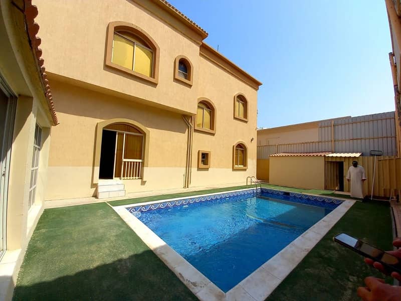 Luxury villa for sale in Al Mowaihat 2