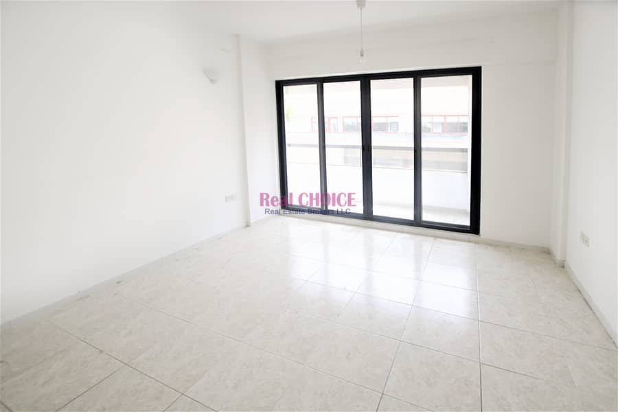 Affordable 1BR | With Balcony | Chiller Free on SZR
