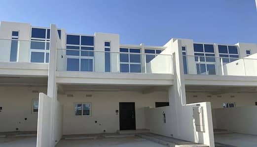 2 Bedroom Townhouse for Sale in DAMAC Hills 2 (Akoya by DAMAC), Dubai - 2 Bedroom Townhouse | Ready to move on 10th Feb onwards